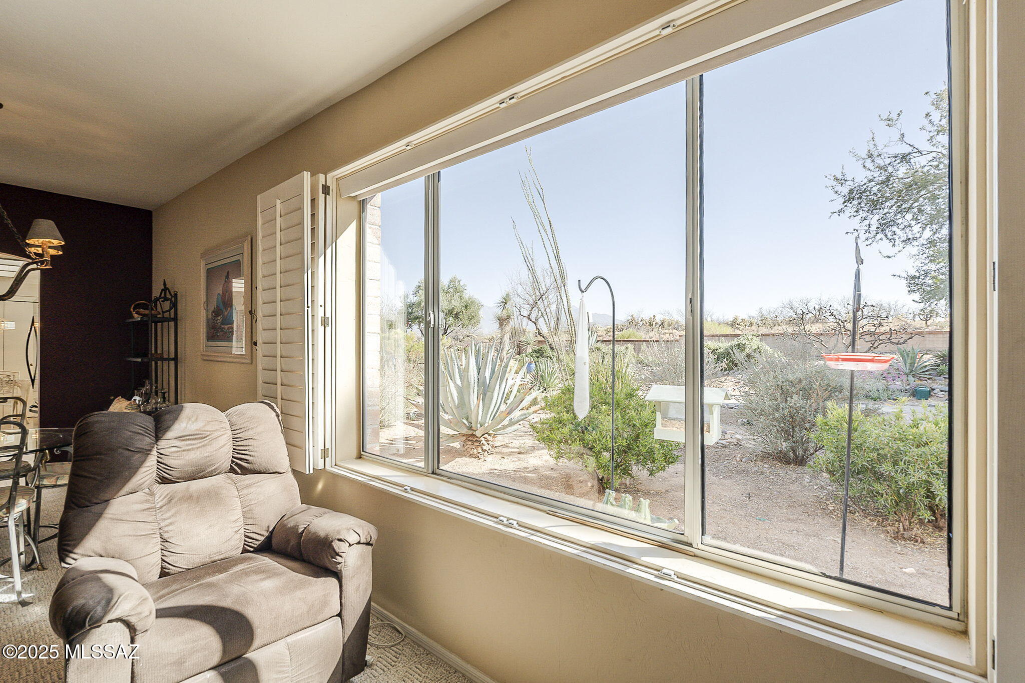 992 W Camino del Arrendajo