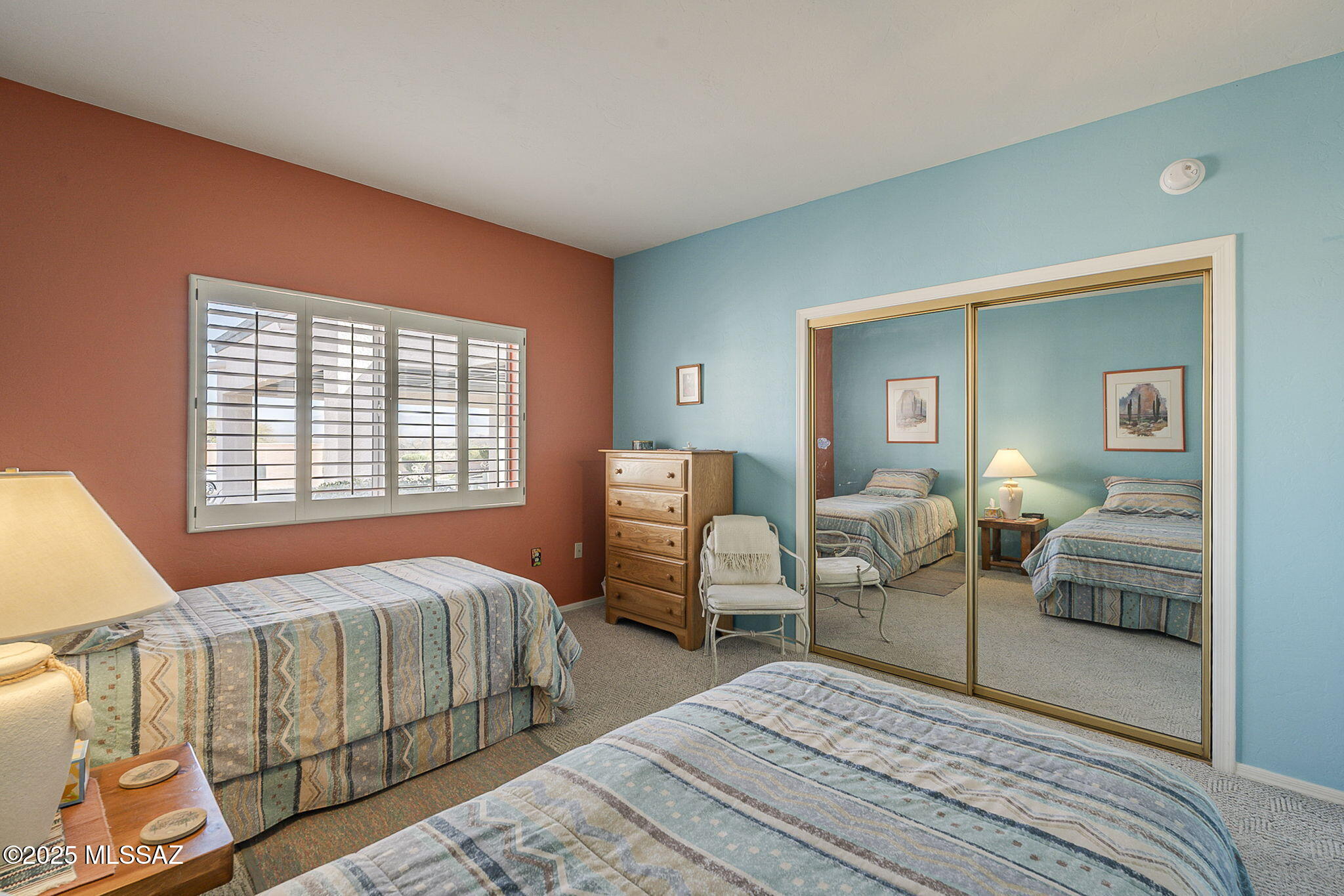 992 W Camino del Arrendajo