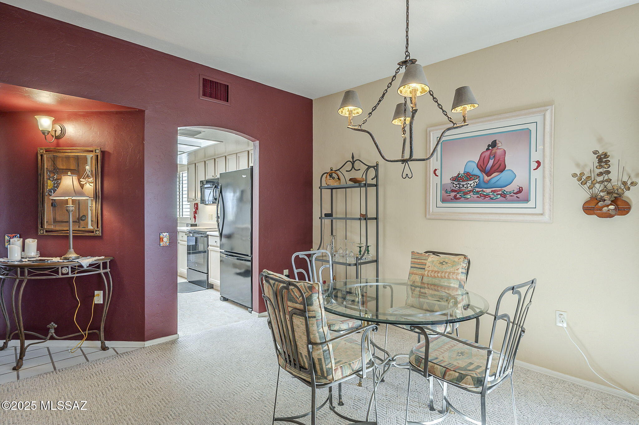 992 W Camino del Arrendajo