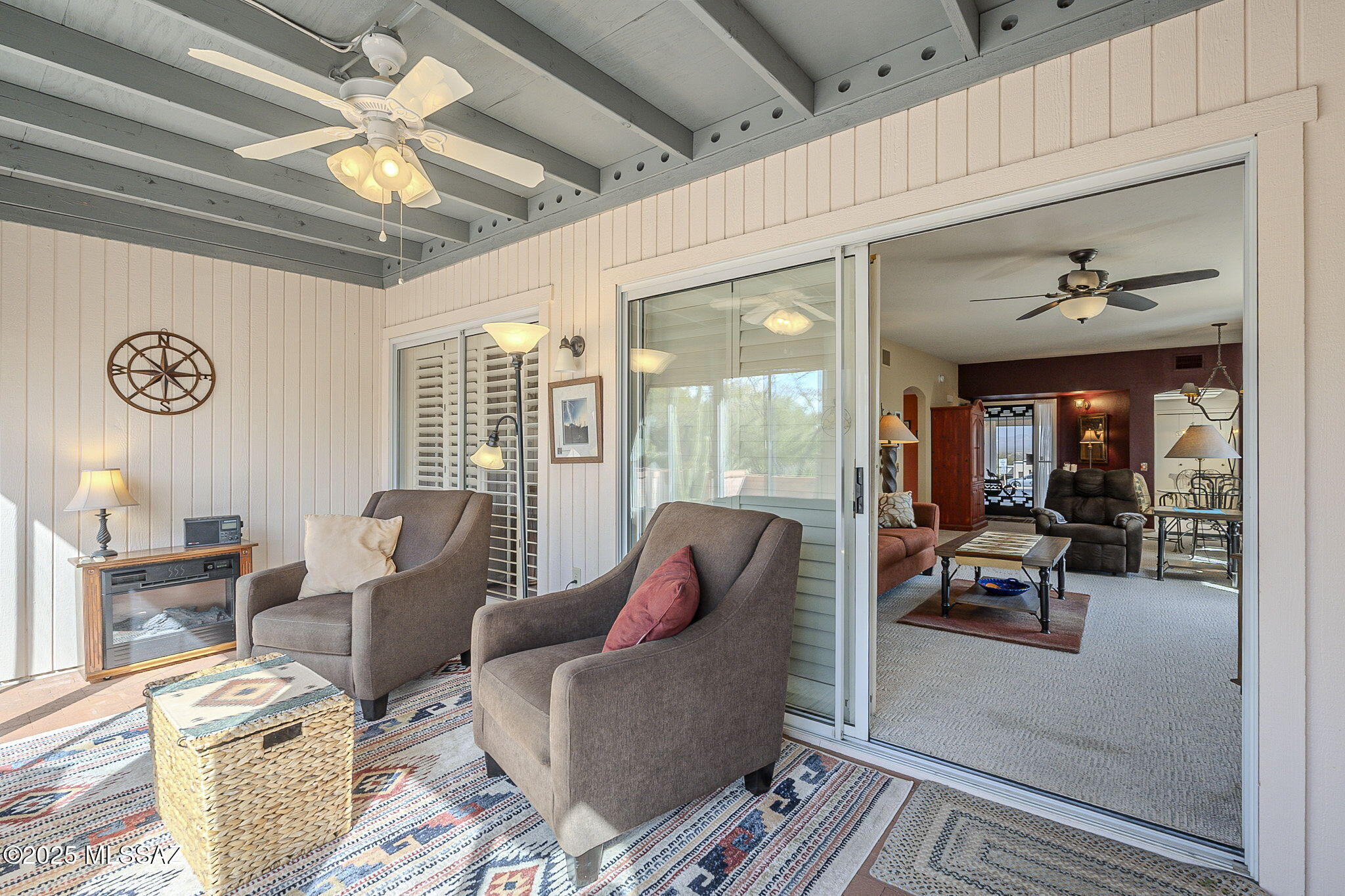 992 W Camino del Arrendajo