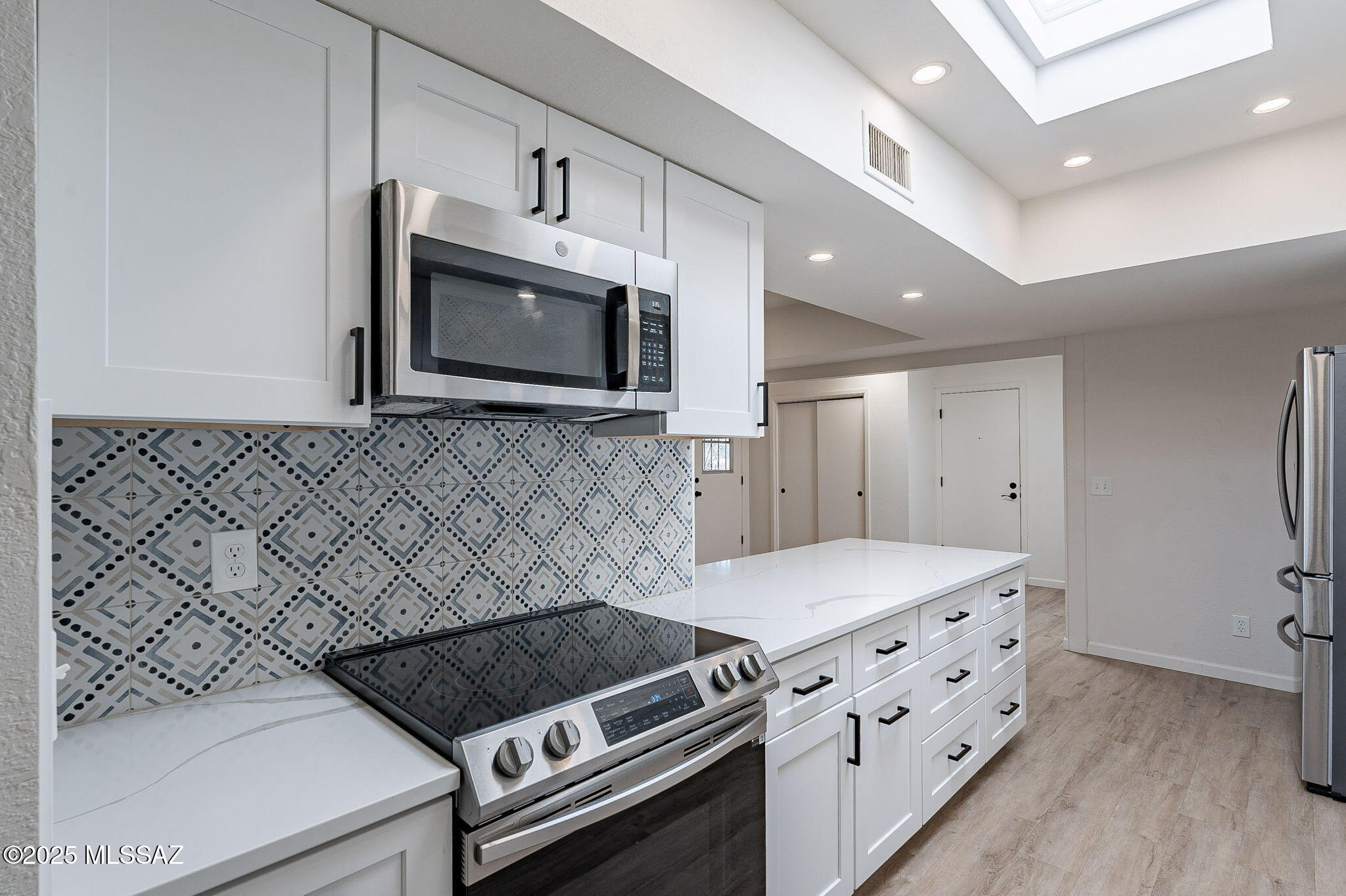 723 S Camino del Monte