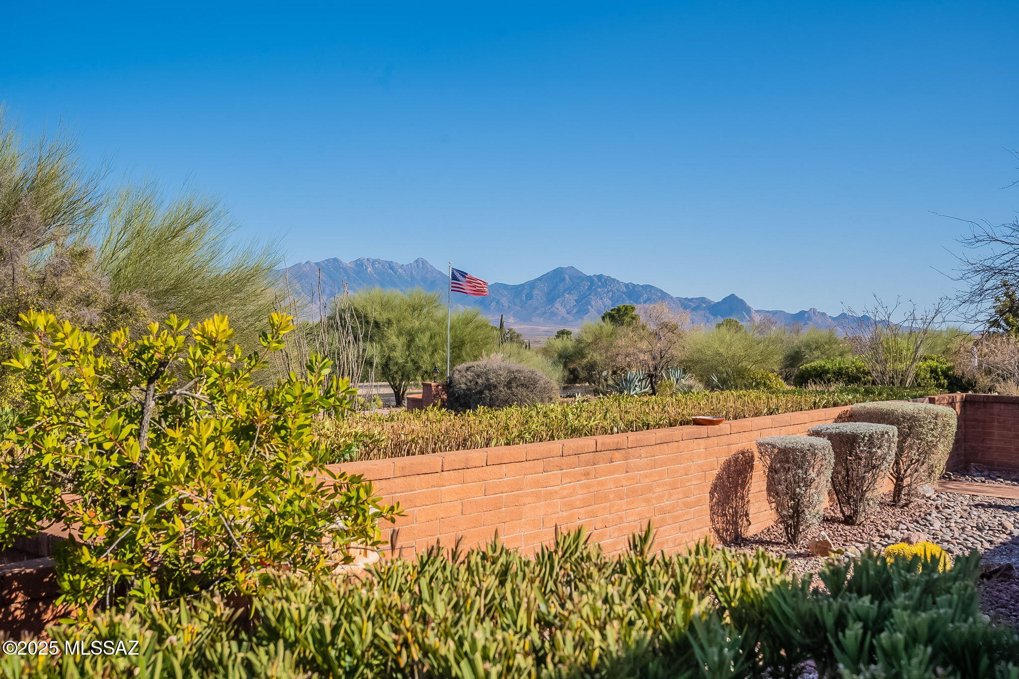 723 S Camino del Monte