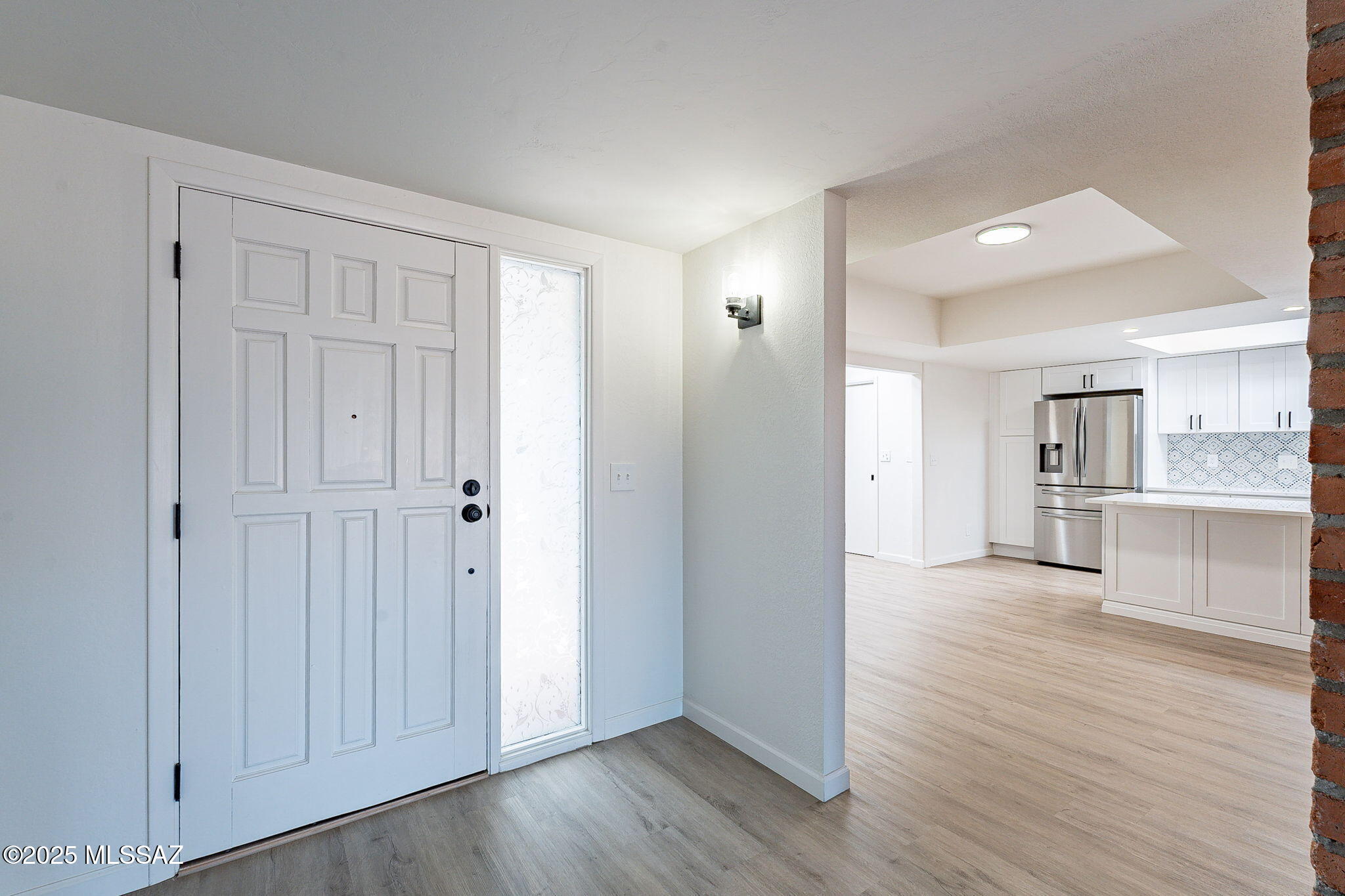 723 S Camino del Monte