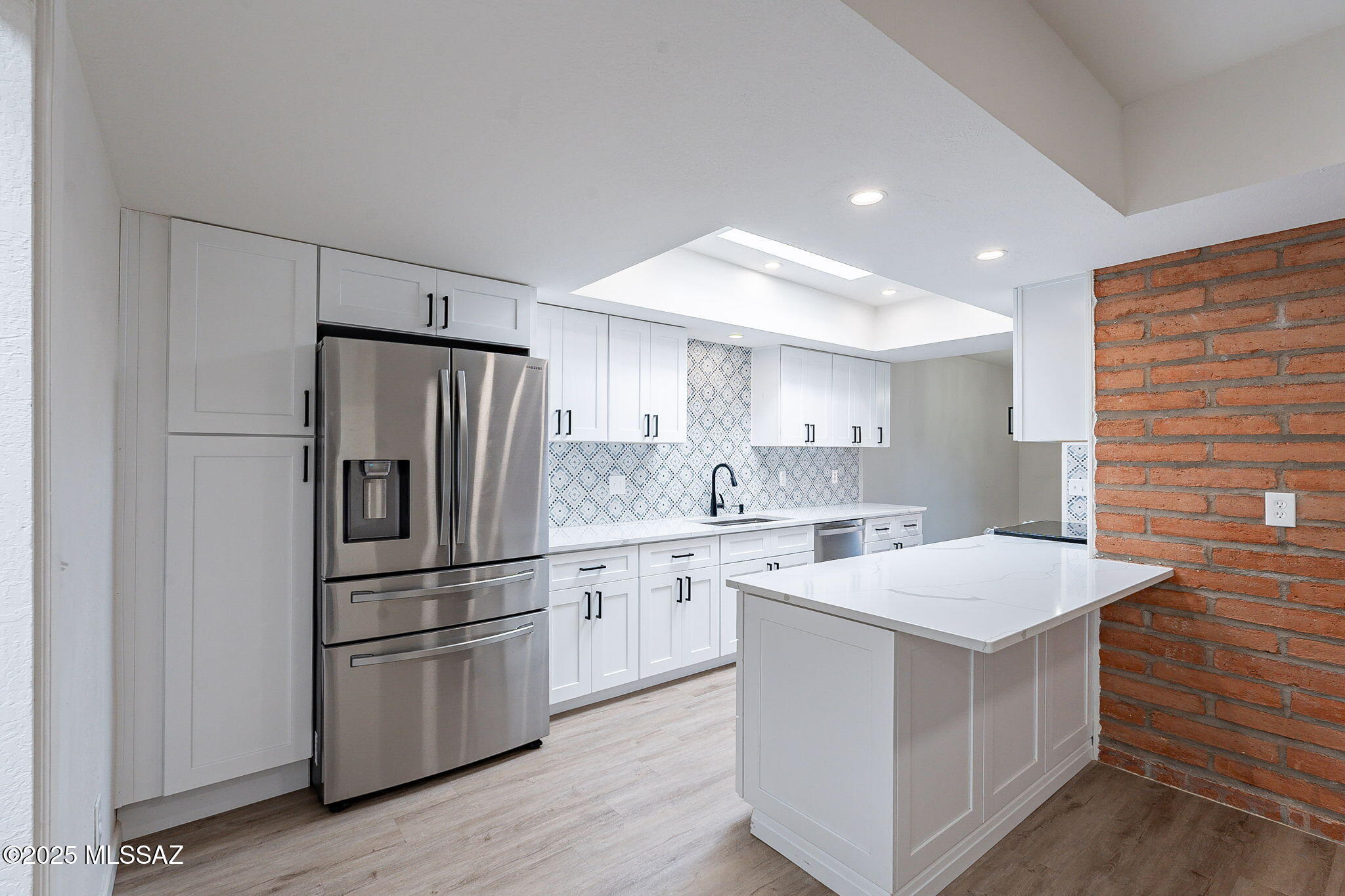 723 S Camino del Monte