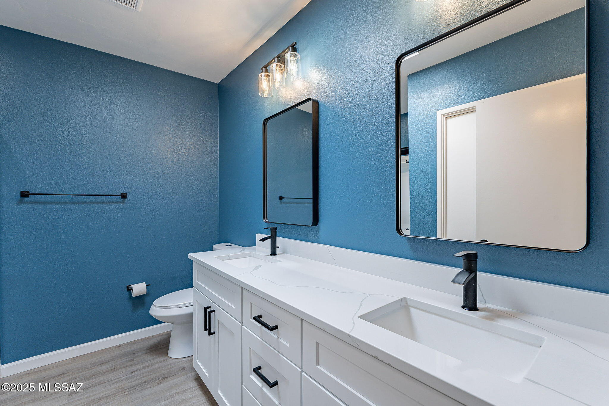 723 S Camino del Monte