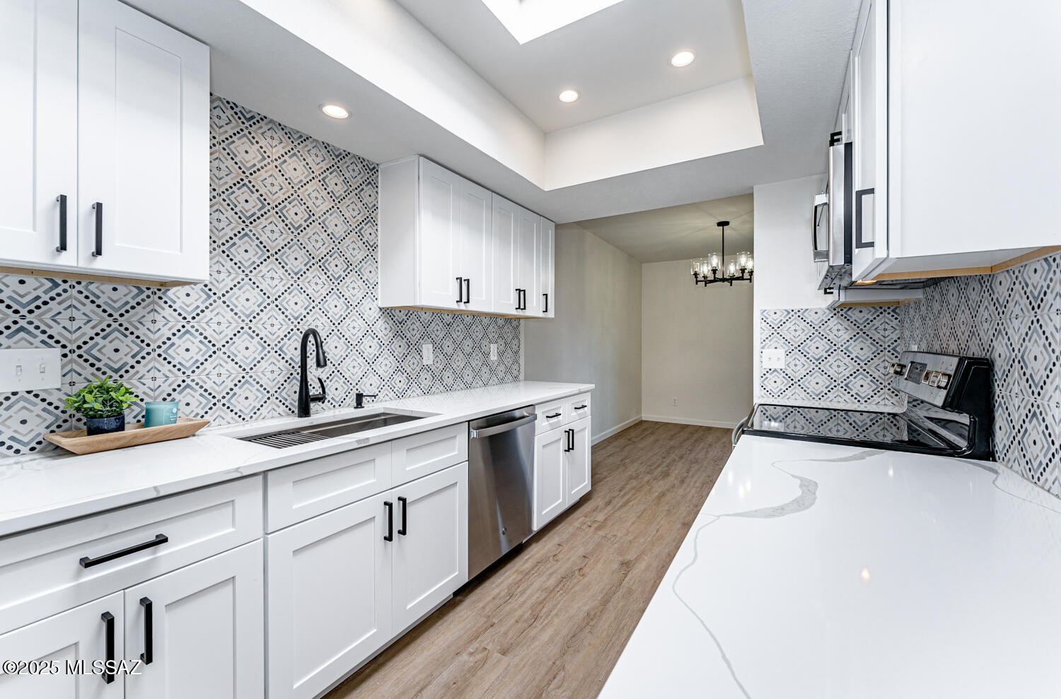 723 S Camino del Monte