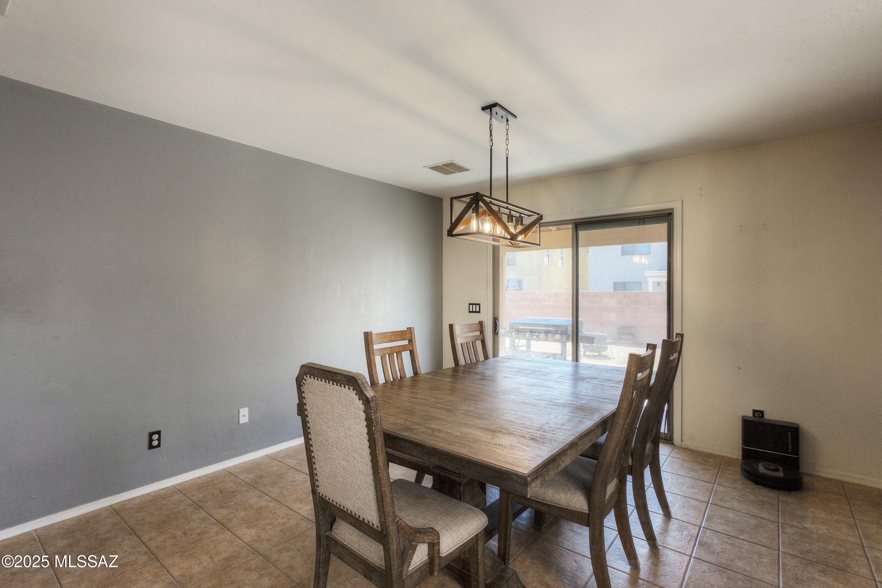 671 W Amber Sun Drive