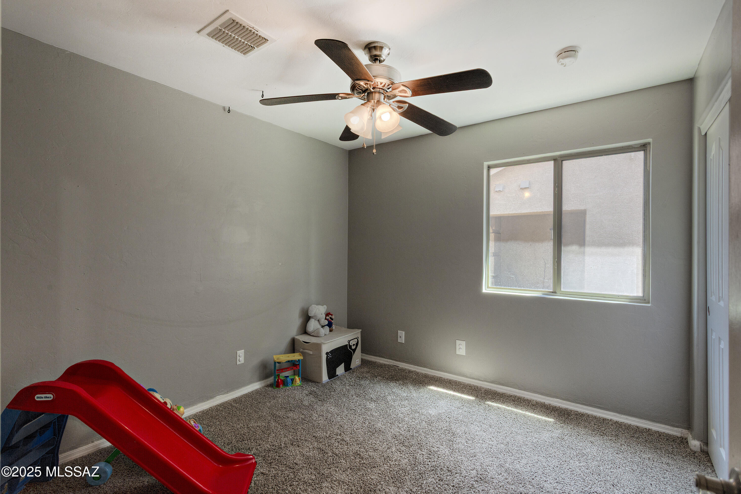 671 W Amber Sun Drive