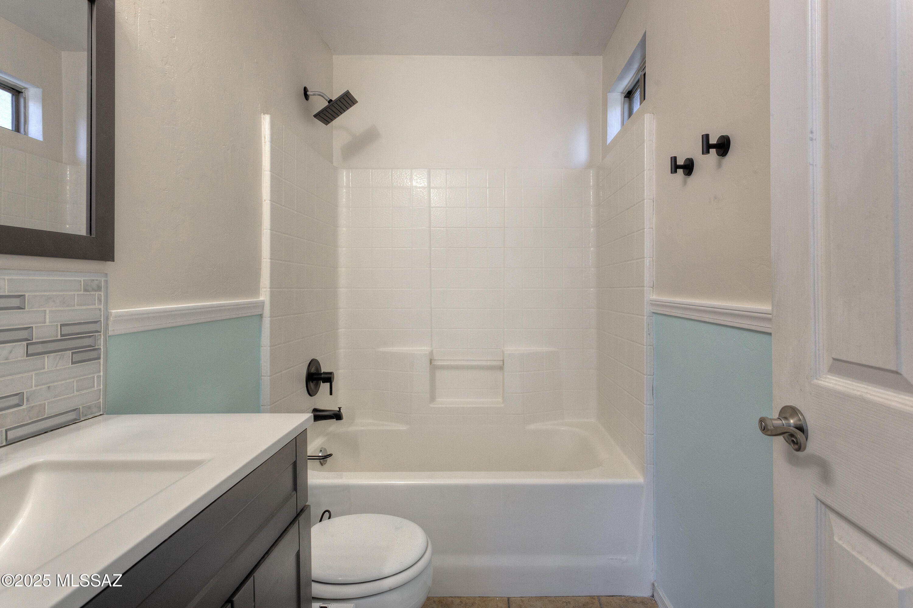 671 W Amber Sun Drive