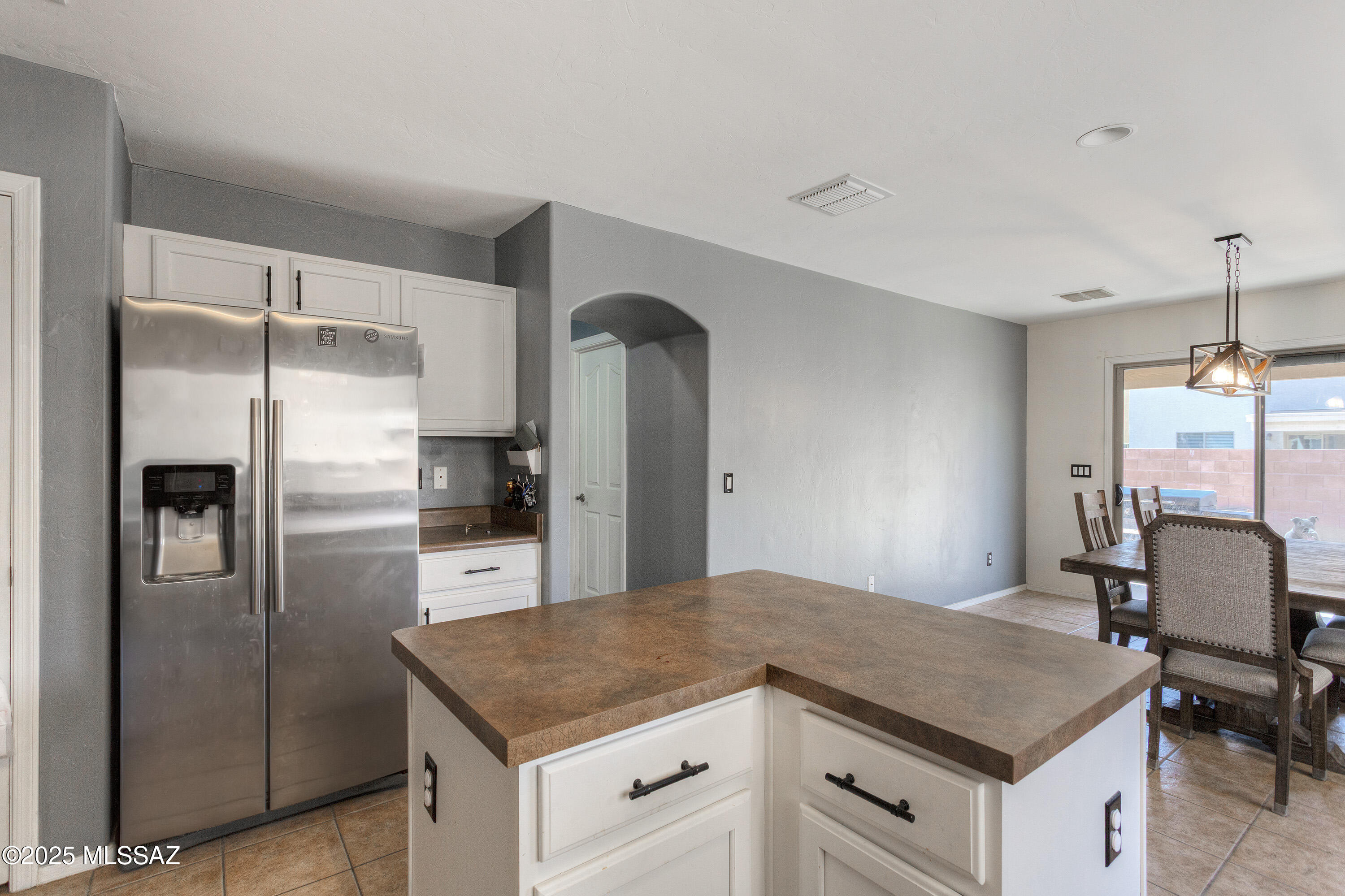 671 W Amber Sun Drive