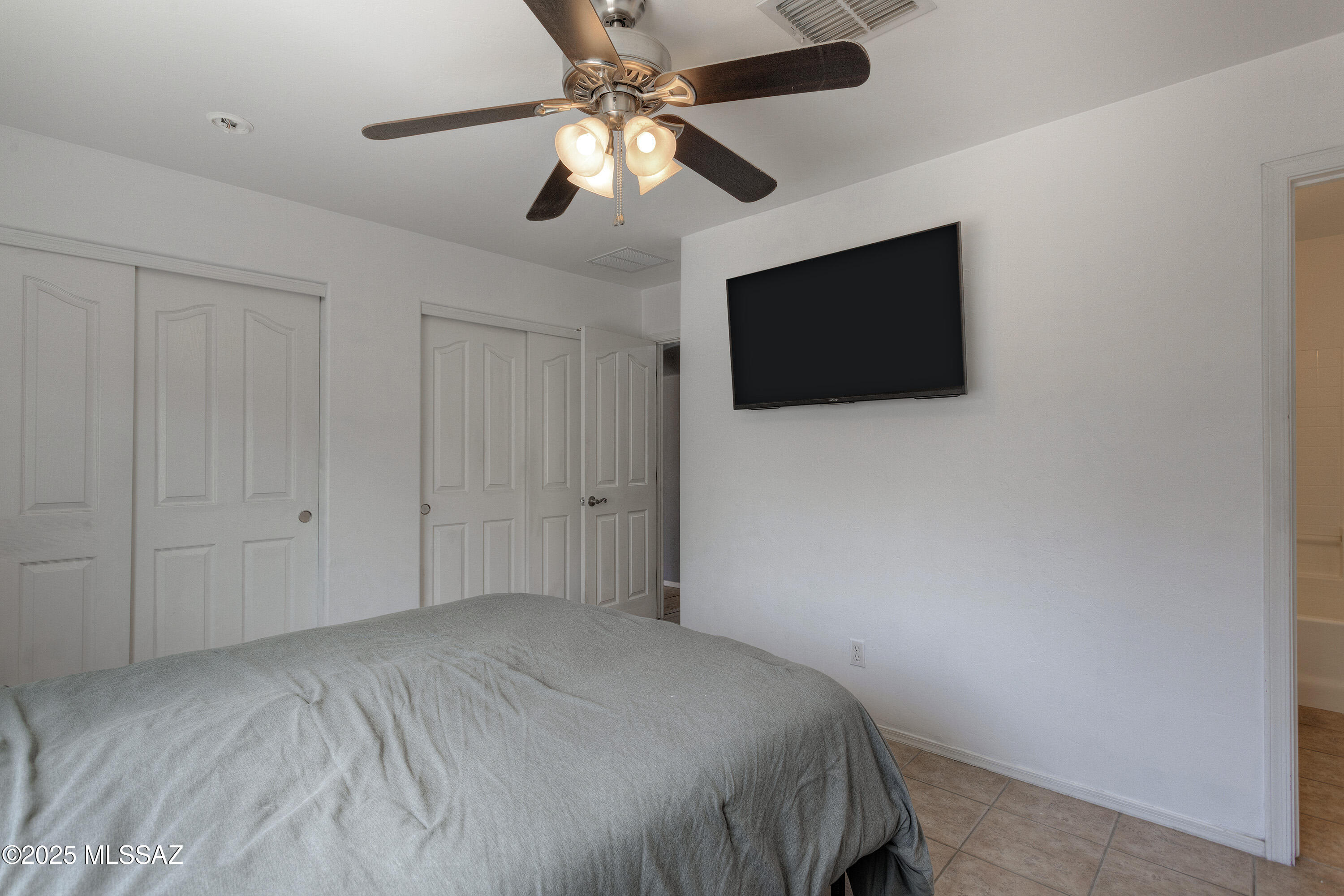 671 W Amber Sun Drive