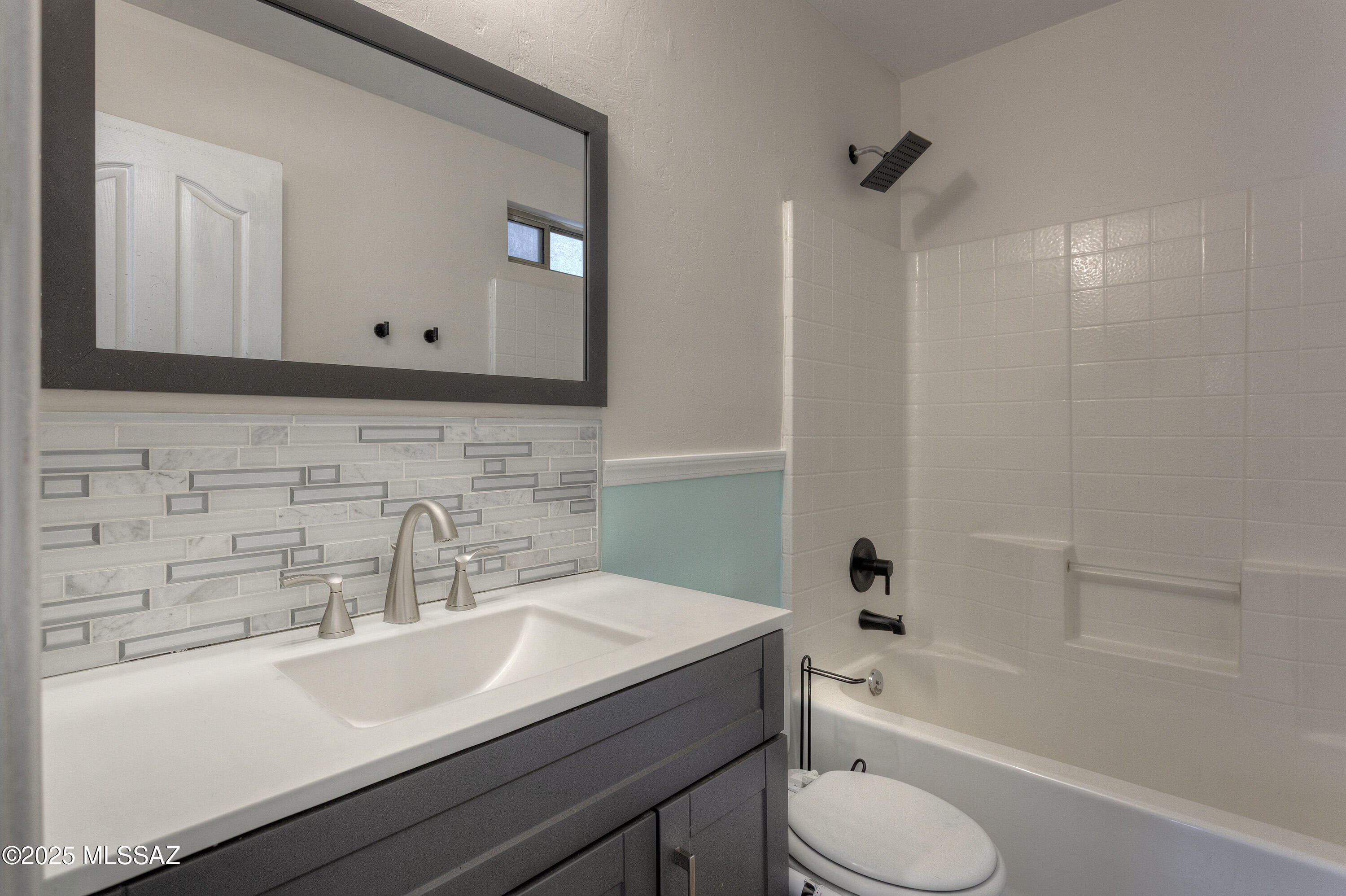 671 W Amber Sun Drive