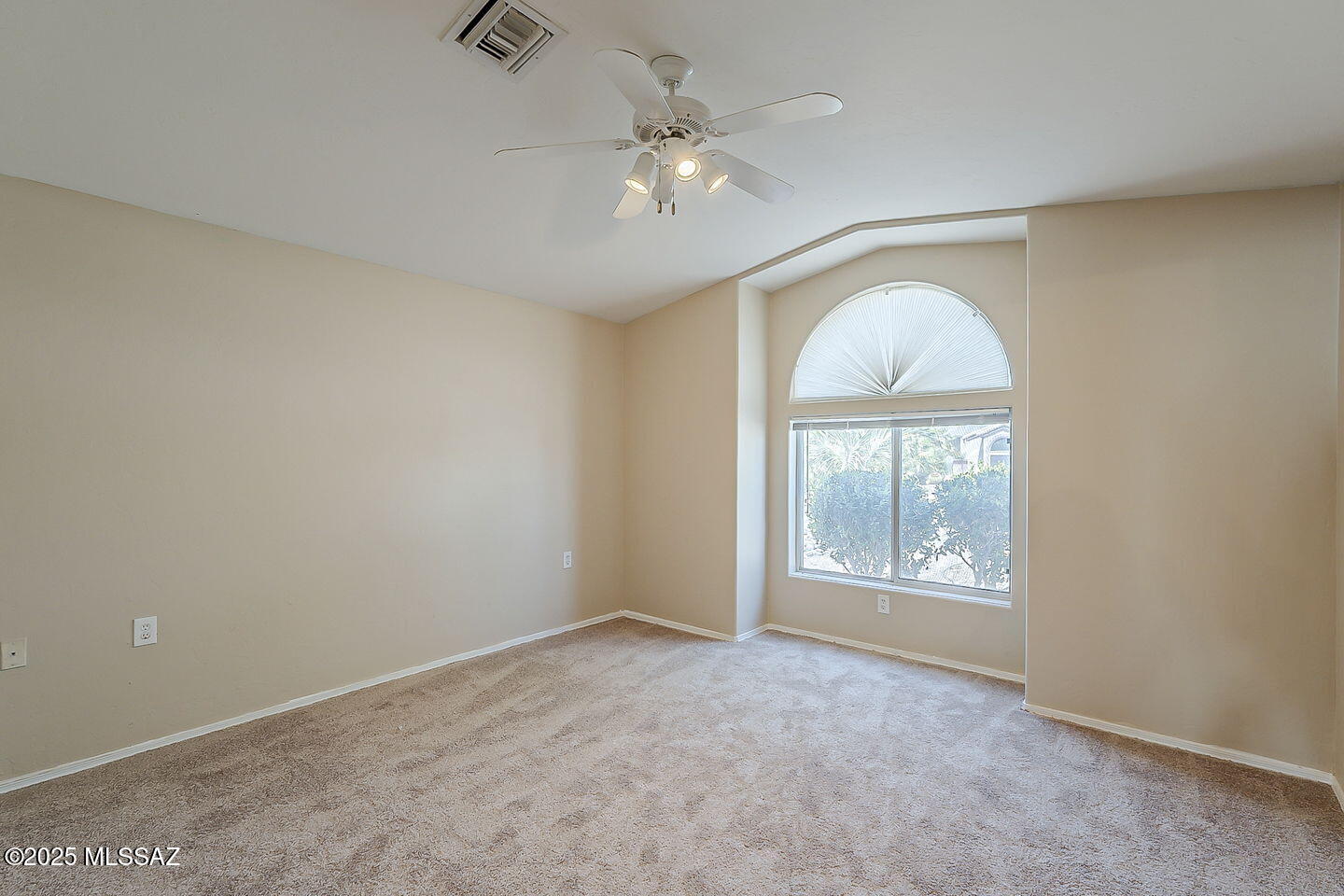 1145 W Placita Lucinda