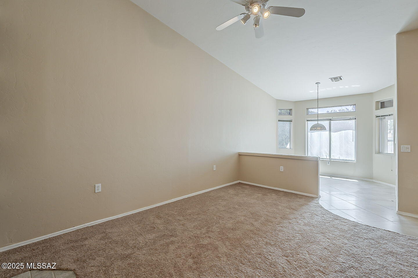 1145 W Placita Lucinda