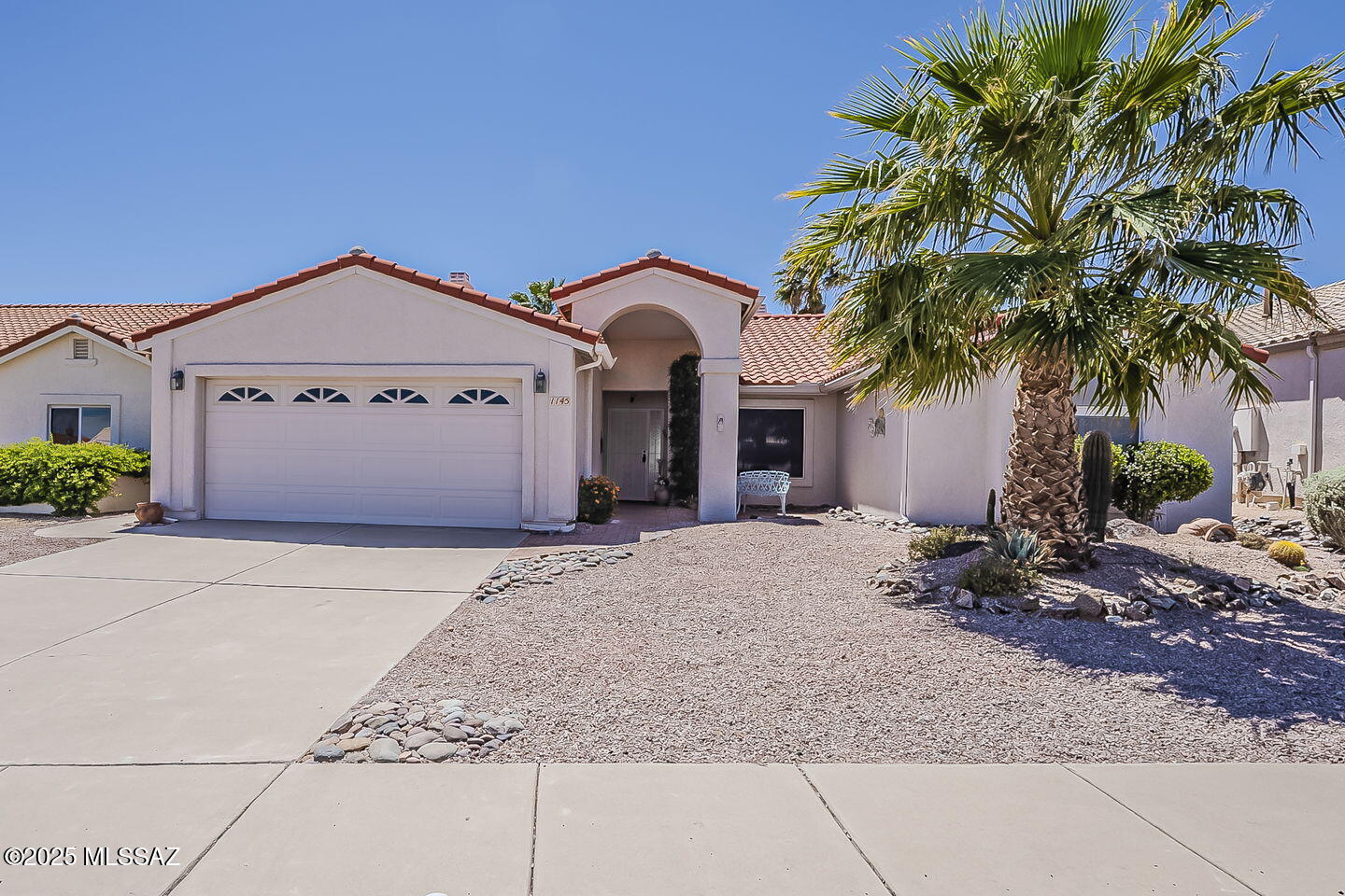 1145 W Placita Lucinda