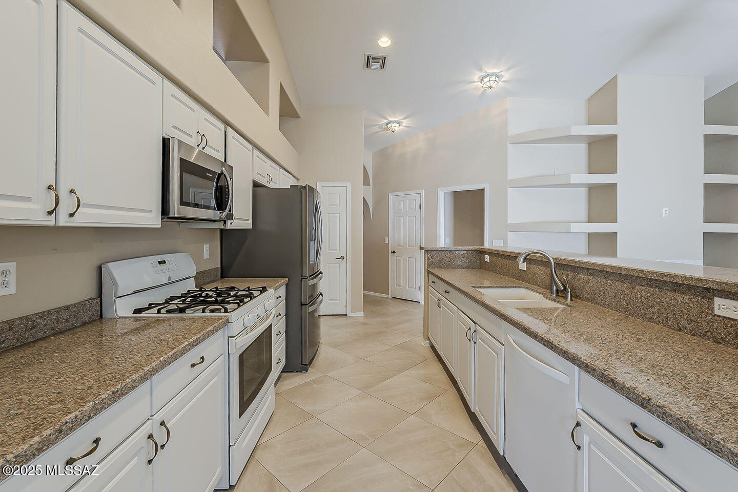 1145 W Placita Lucinda