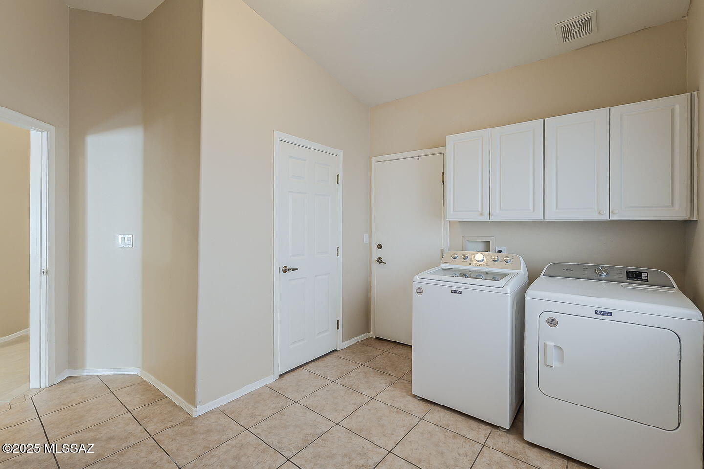 1145 W Placita Lucinda