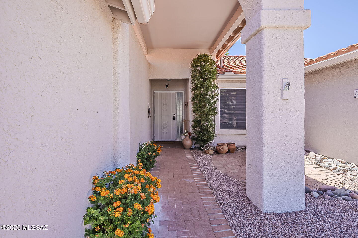 1145 W Placita Lucinda