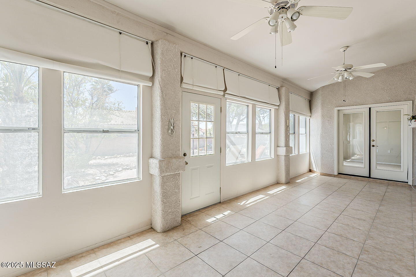 1145 W Placita Lucinda