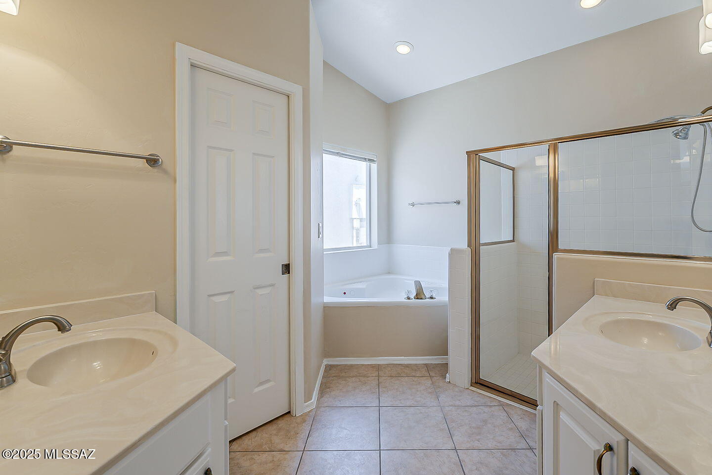 1145 W Placita Lucinda