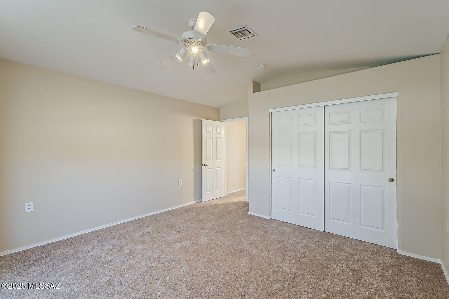 1145 W Placita Lucinda