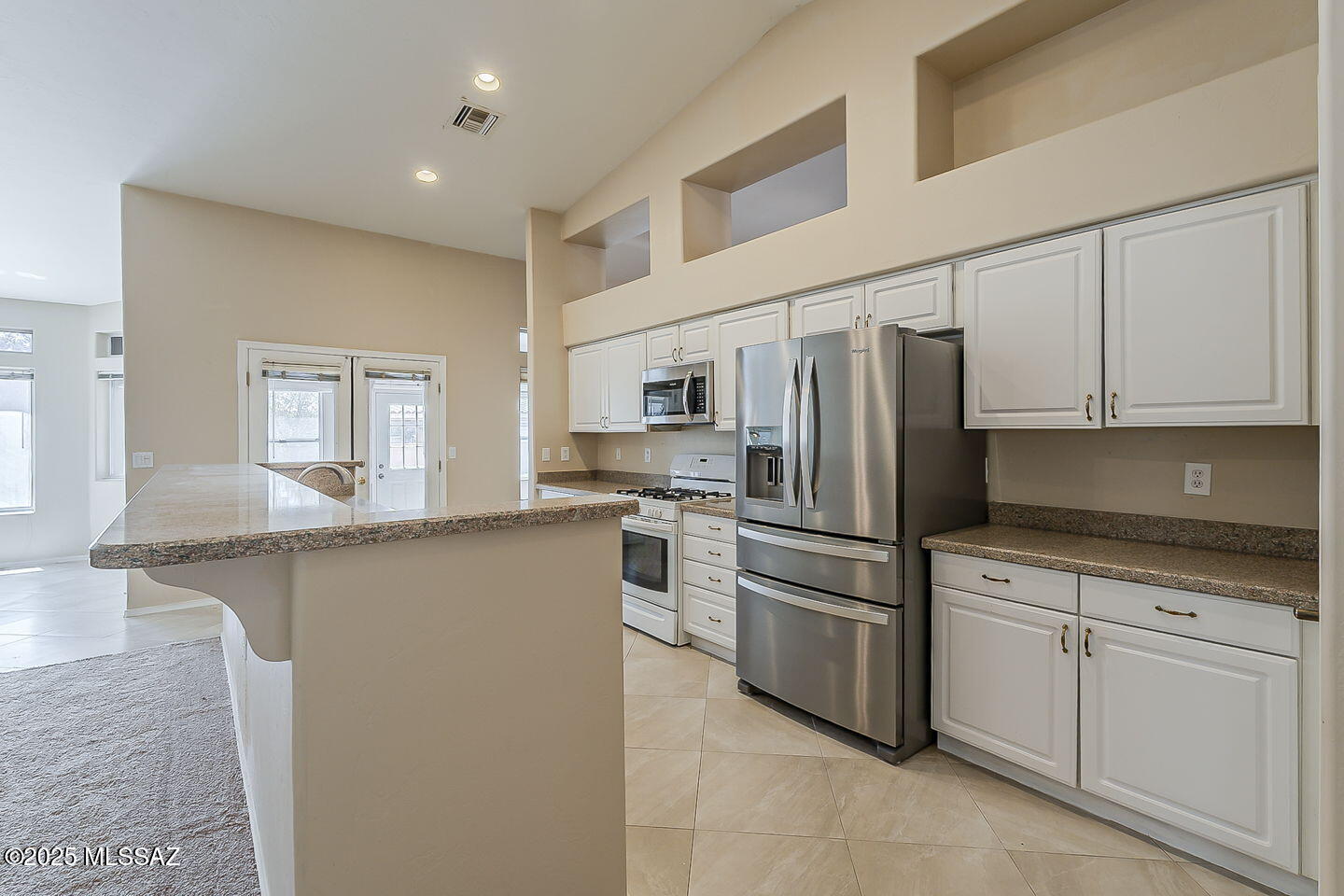 1145 W Placita Lucinda