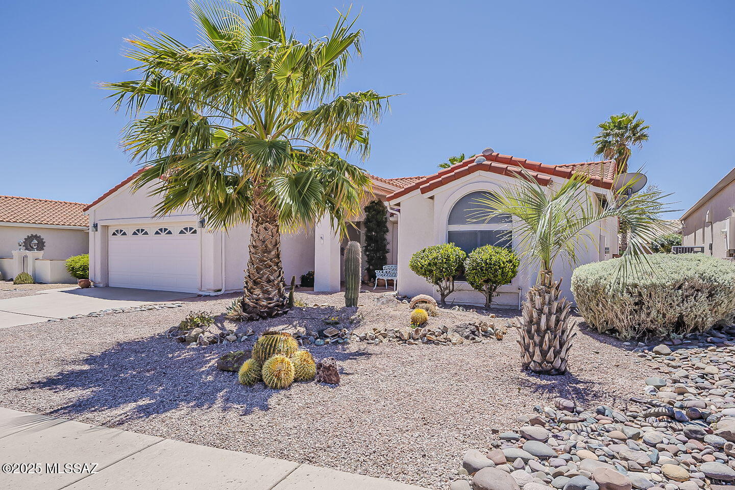 1145 W Placita Lucinda