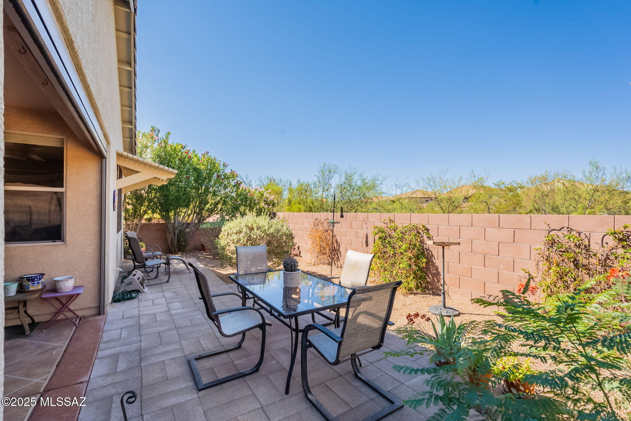 897 N Delacroix Drive