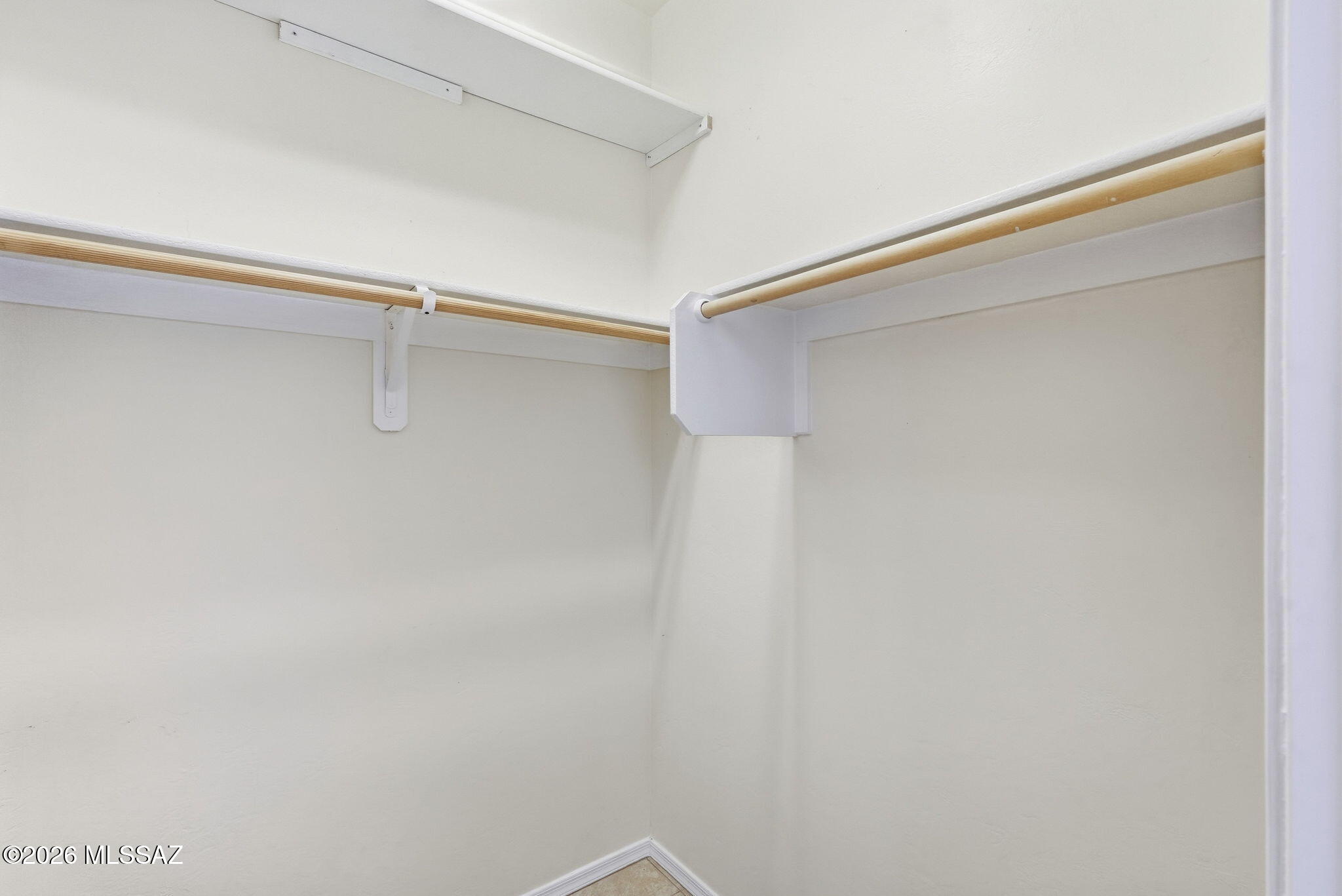 897 N Delacroix Drive