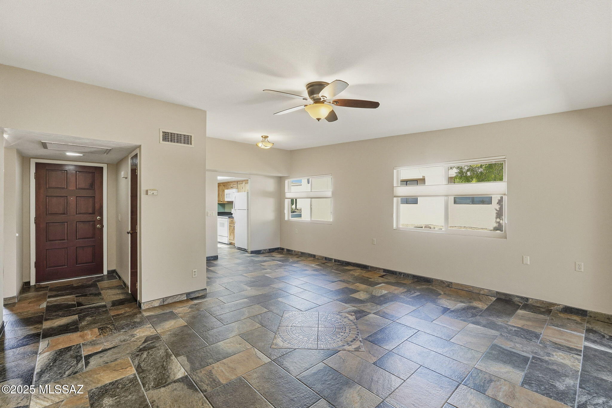 375 S Placita La Paz