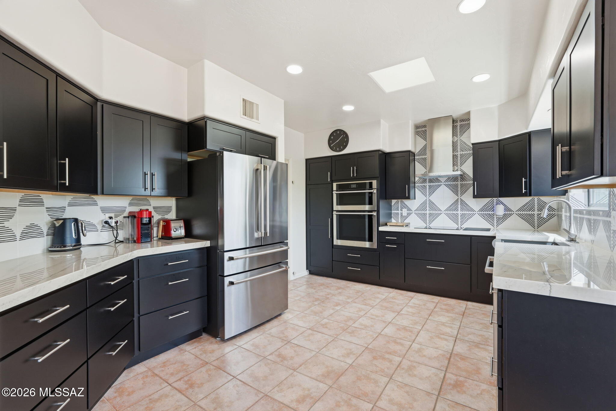 1097 W Corte Del Pintor