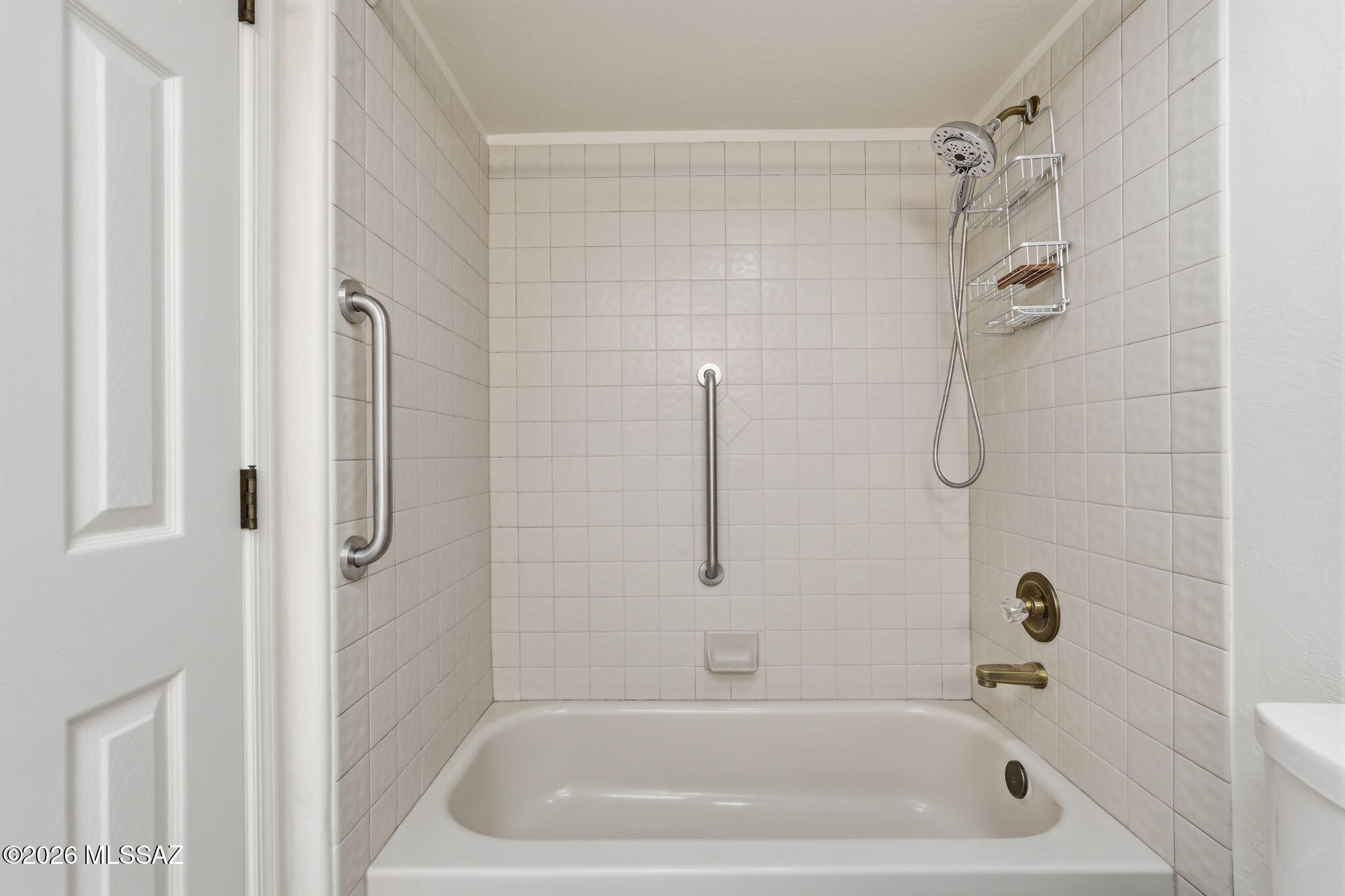 1097 W Corte Del Pintor