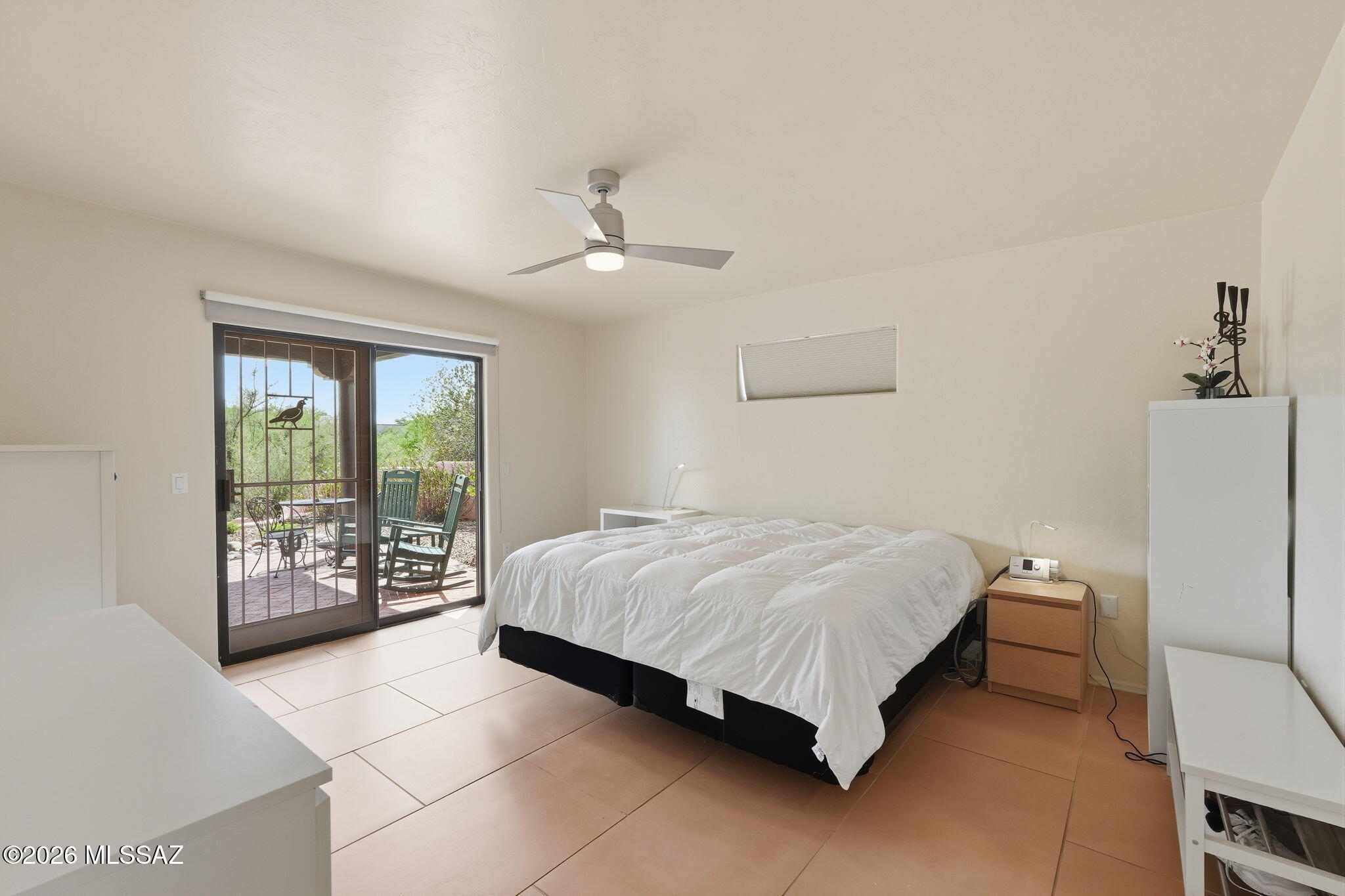 1097 W Corte Del Pintor