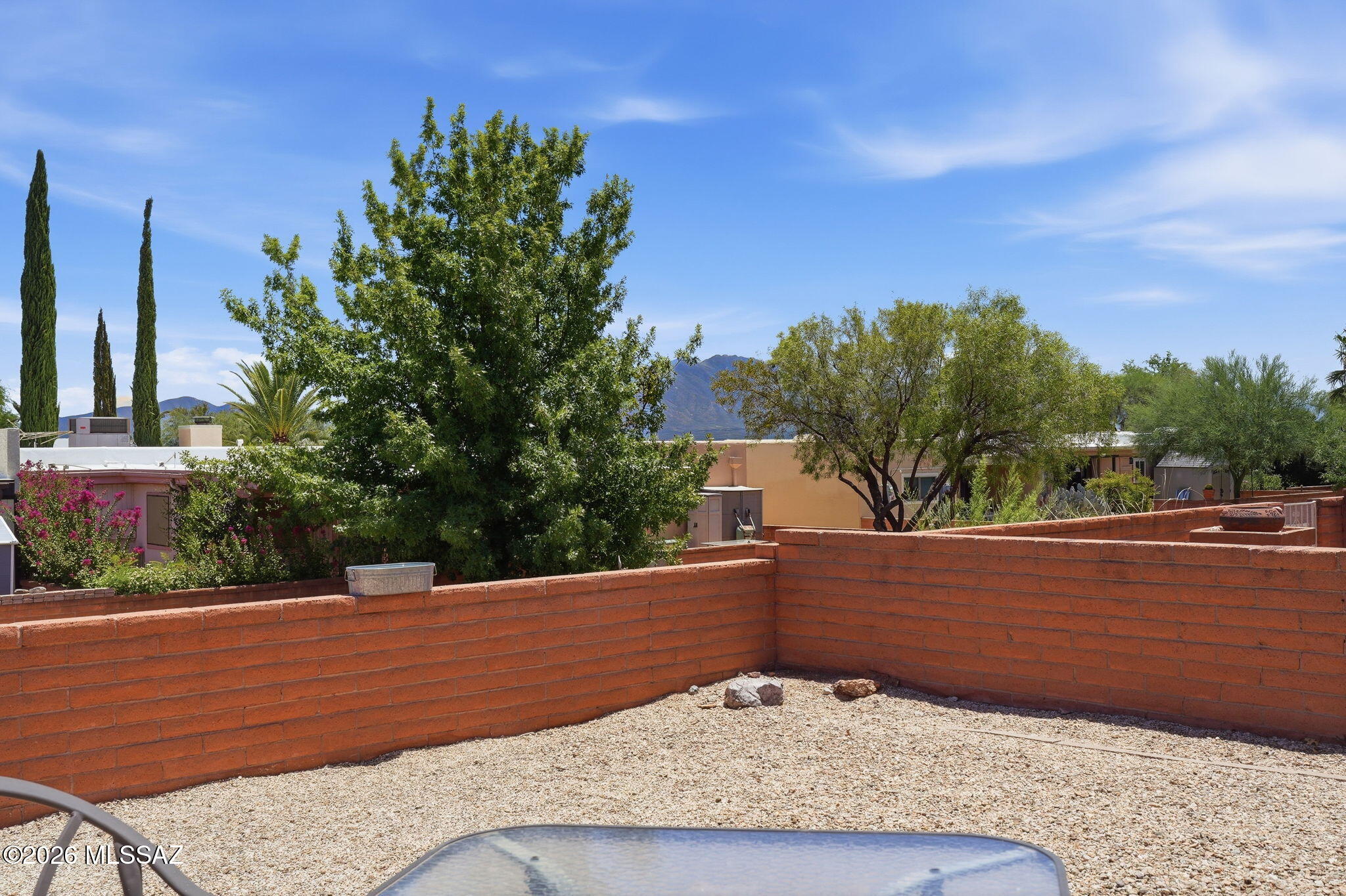 380 N Calle Del Brujo