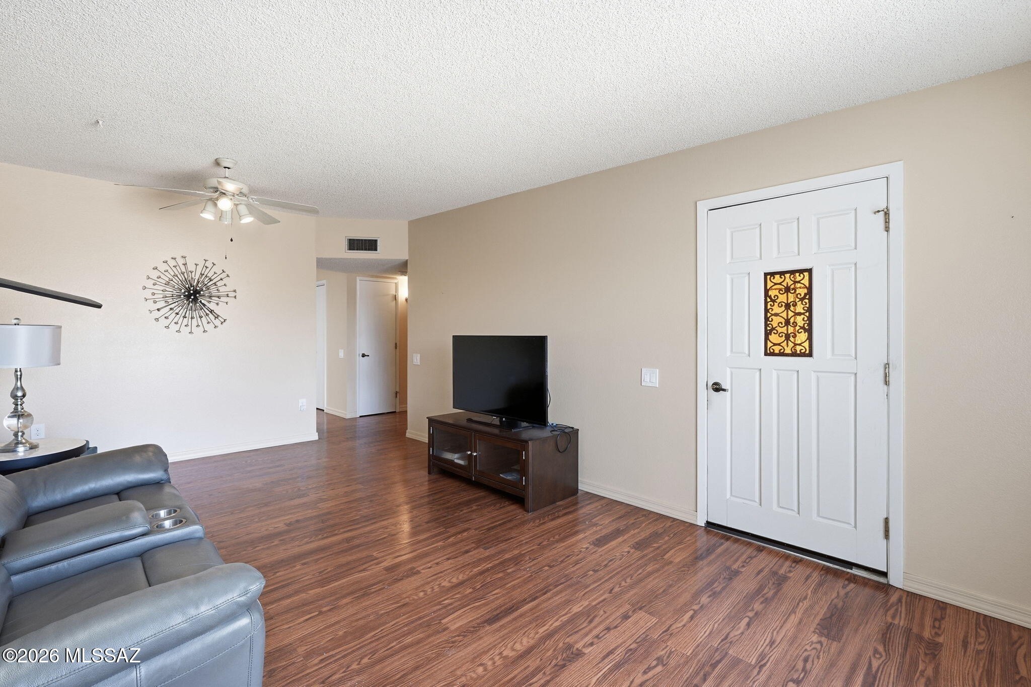 1425 W Placita Apache
