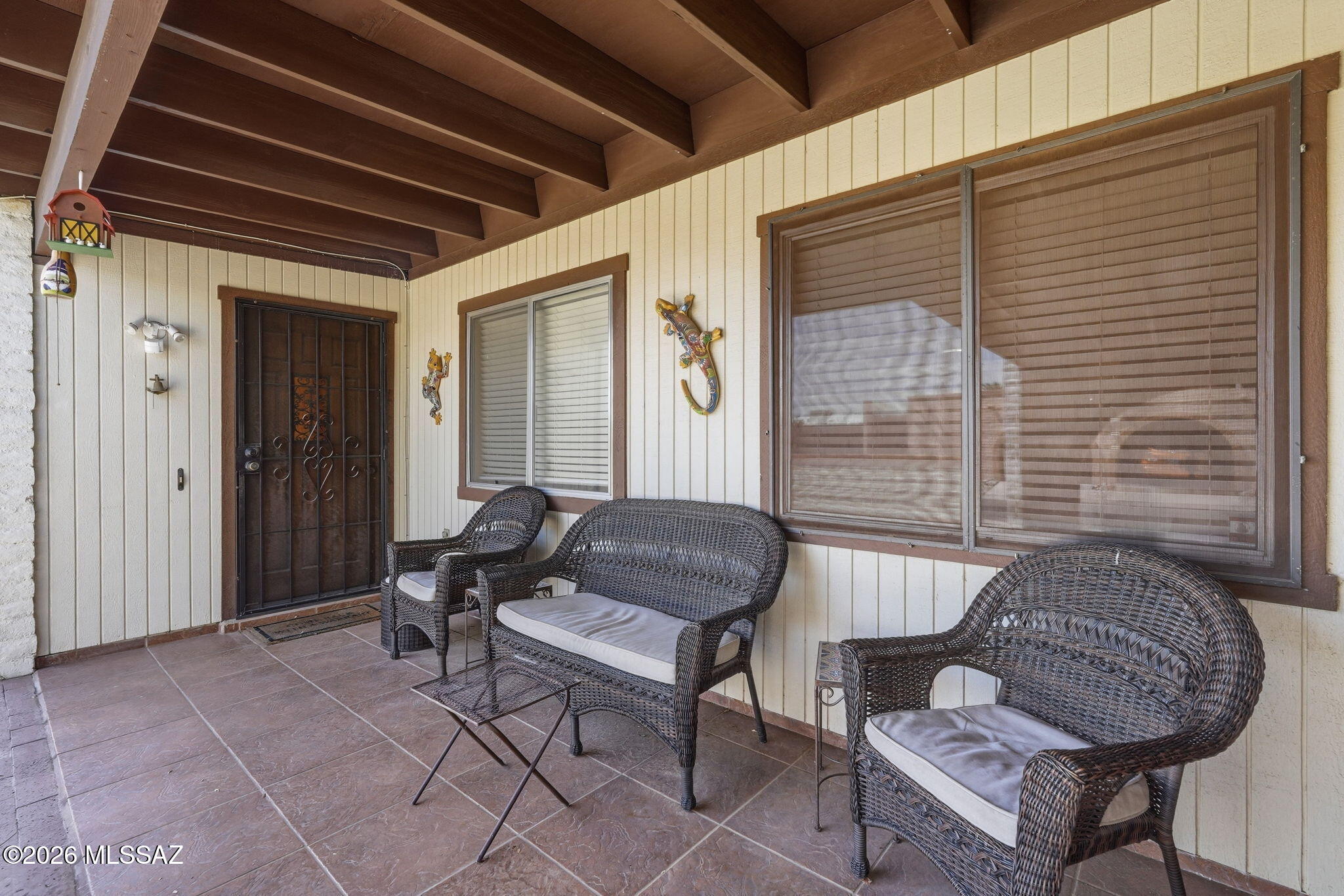 1425 W Placita Apache
