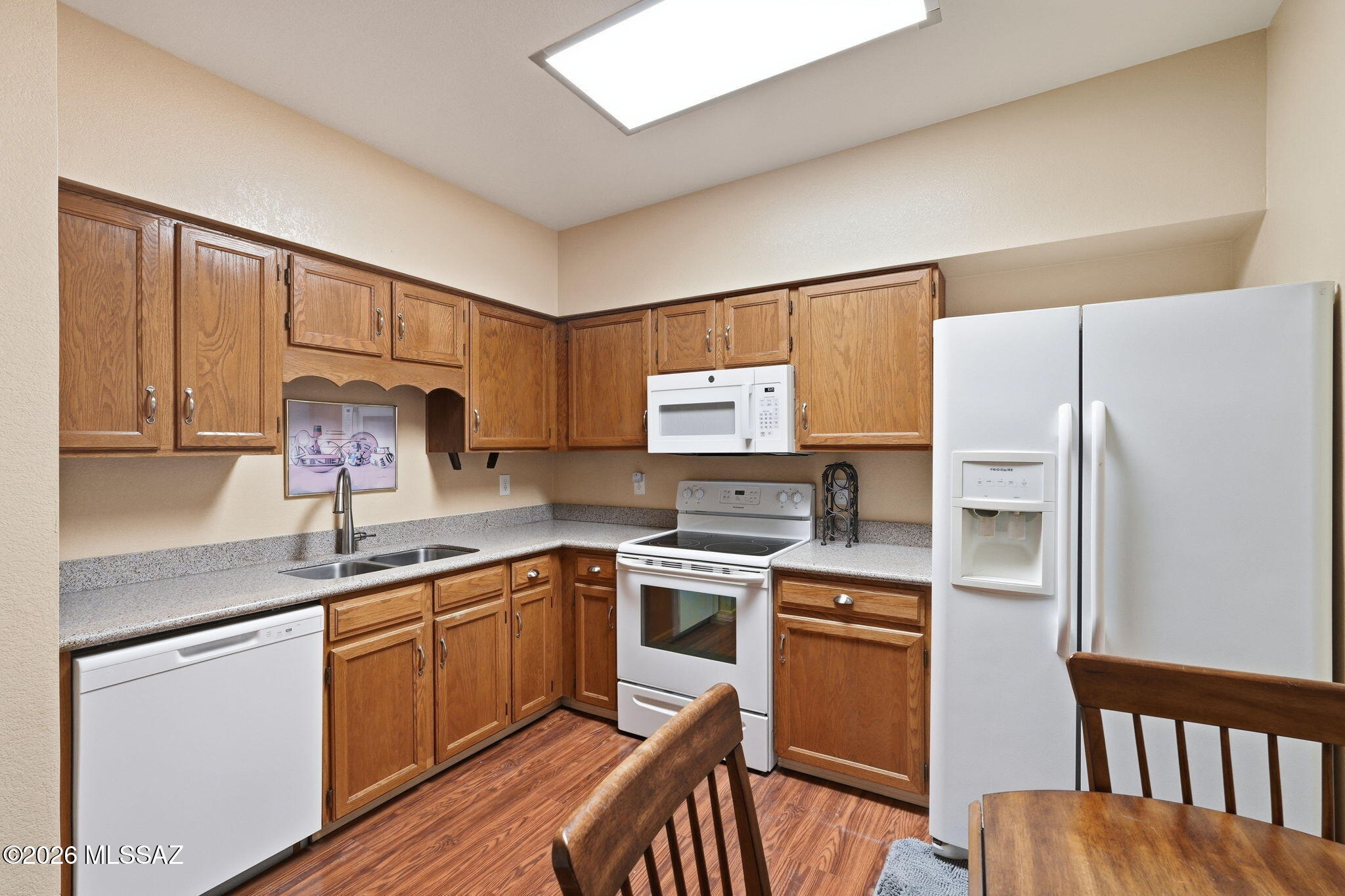 1425 W Placita Apache