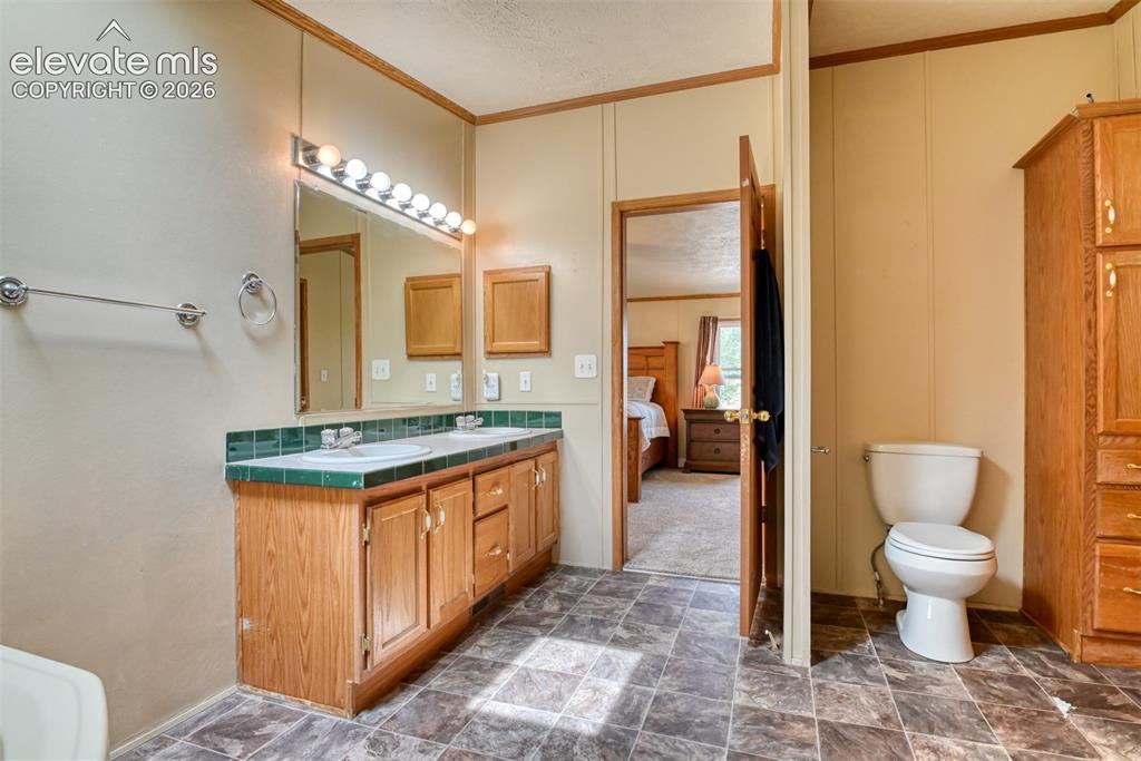 9672 Avenida Hermosa View