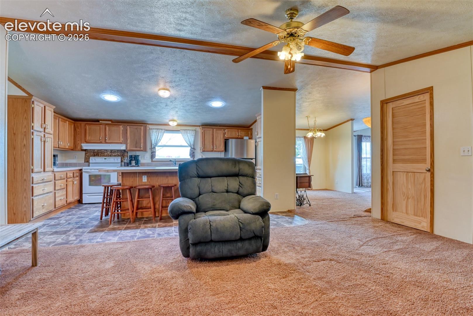 9672 Avenida Hermosa View