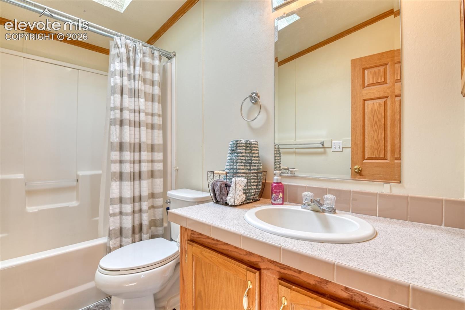 9672 Avenida Hermosa View