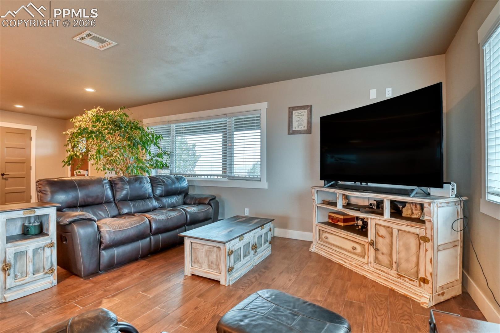 855 Marilyn Drive