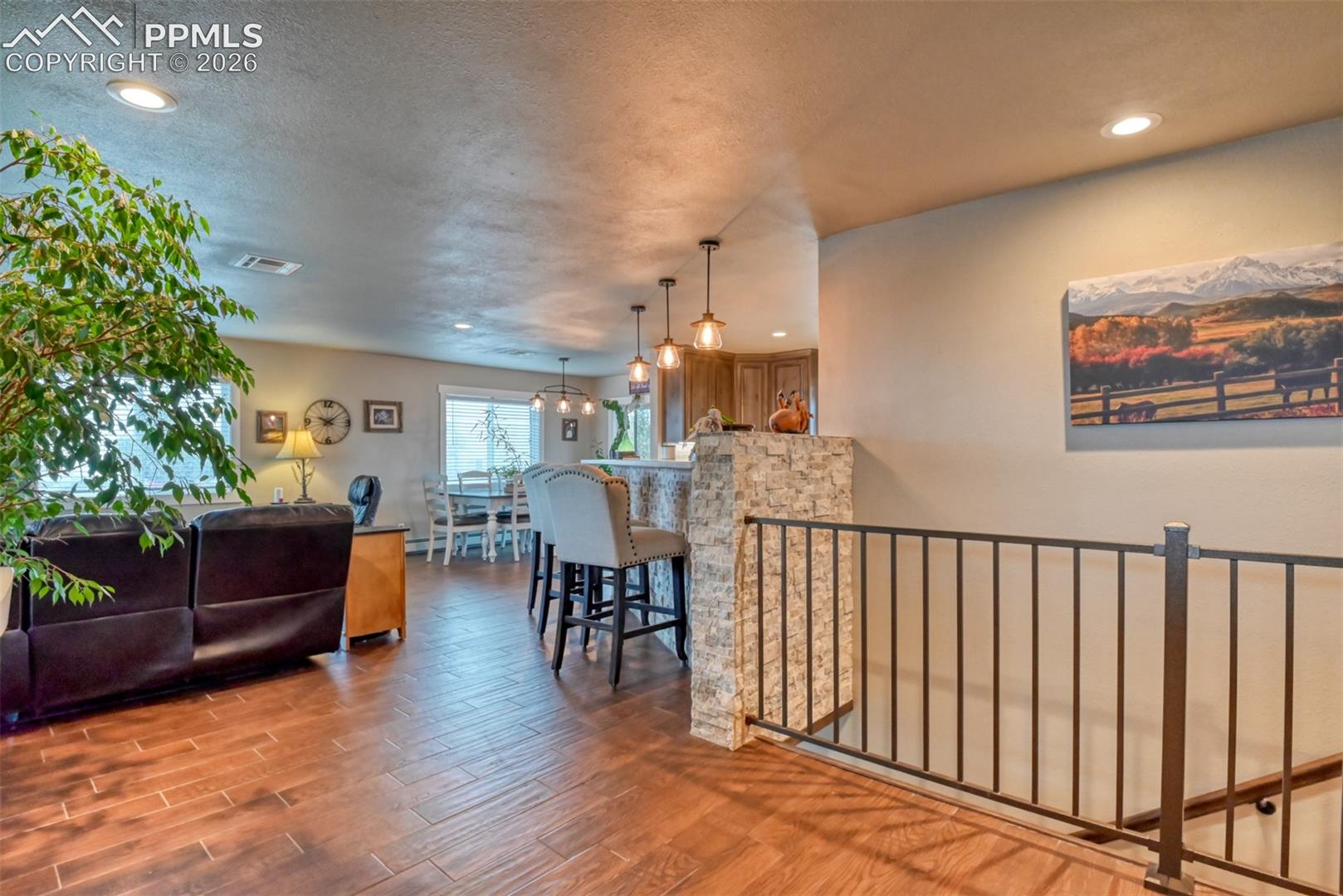 855 Marilyn Drive