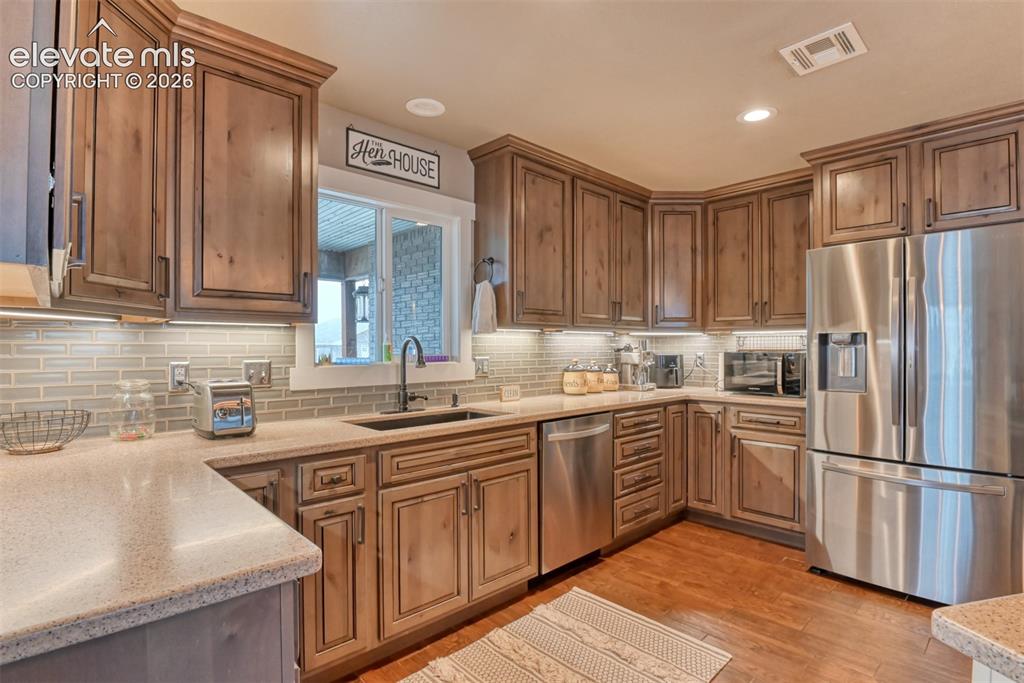 855 Marilyn Drive