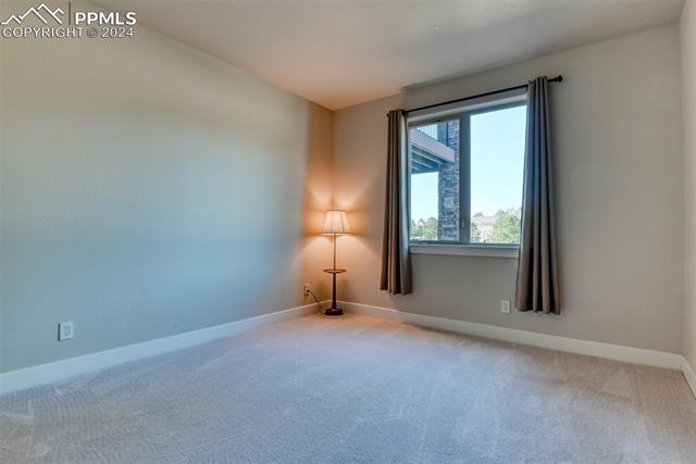 455 E Kings Deer Point