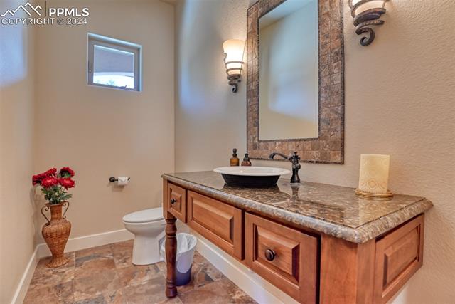 455 E Kings Deer Point