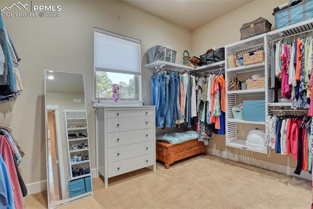 455 E Kings Deer Point