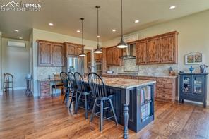 455 E Kings Deer Point