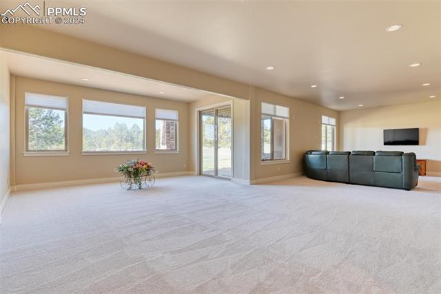 455 E Kings Deer Point