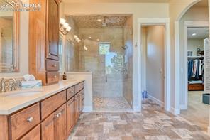 455 E Kings Deer Point