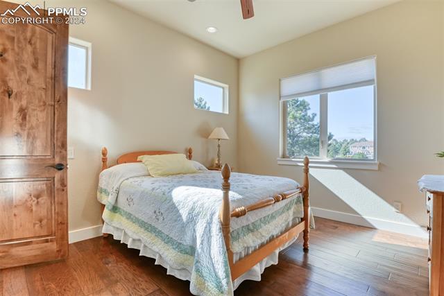 455 E Kings Deer Point